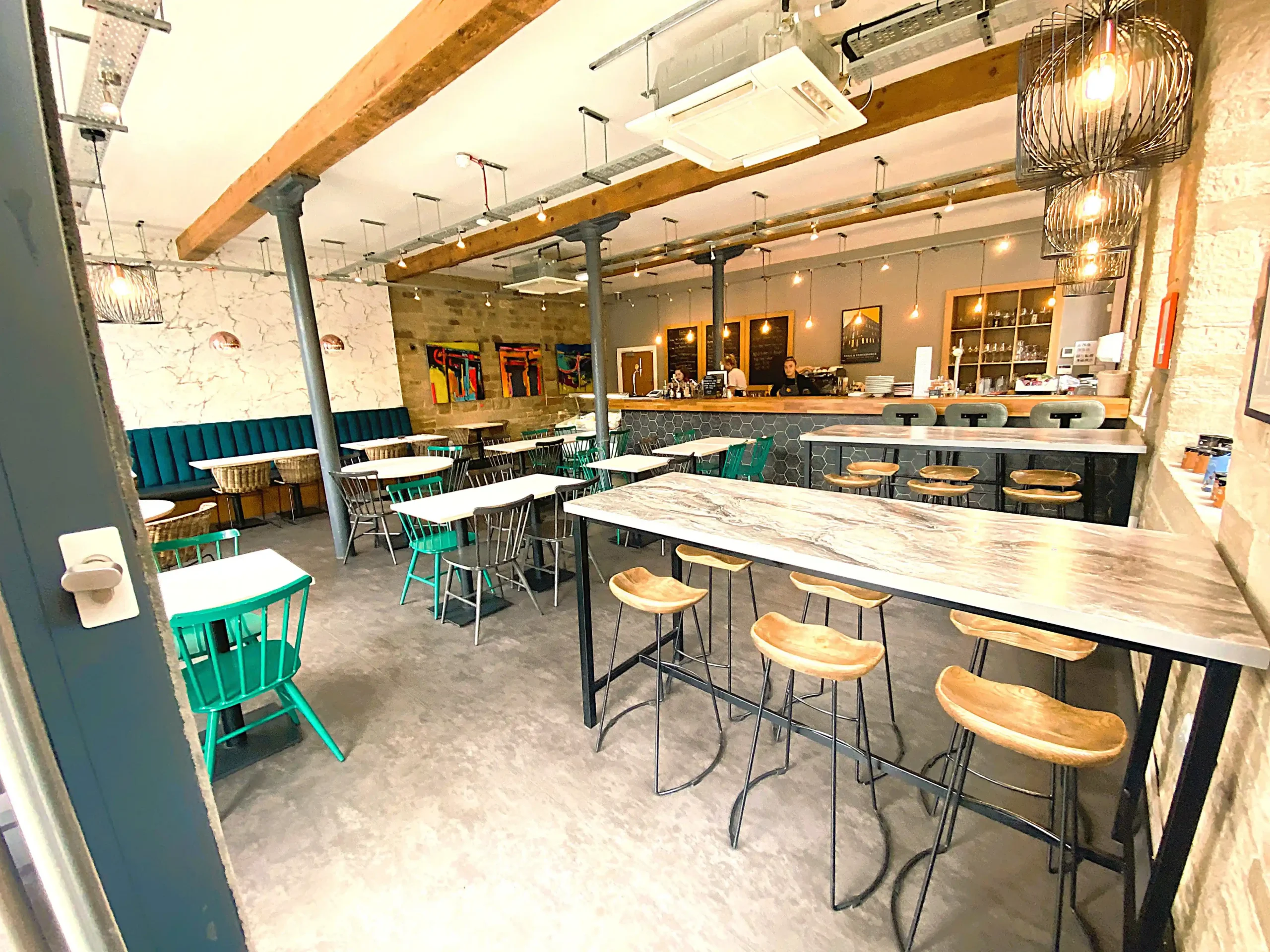 1 ground floor restaraunt